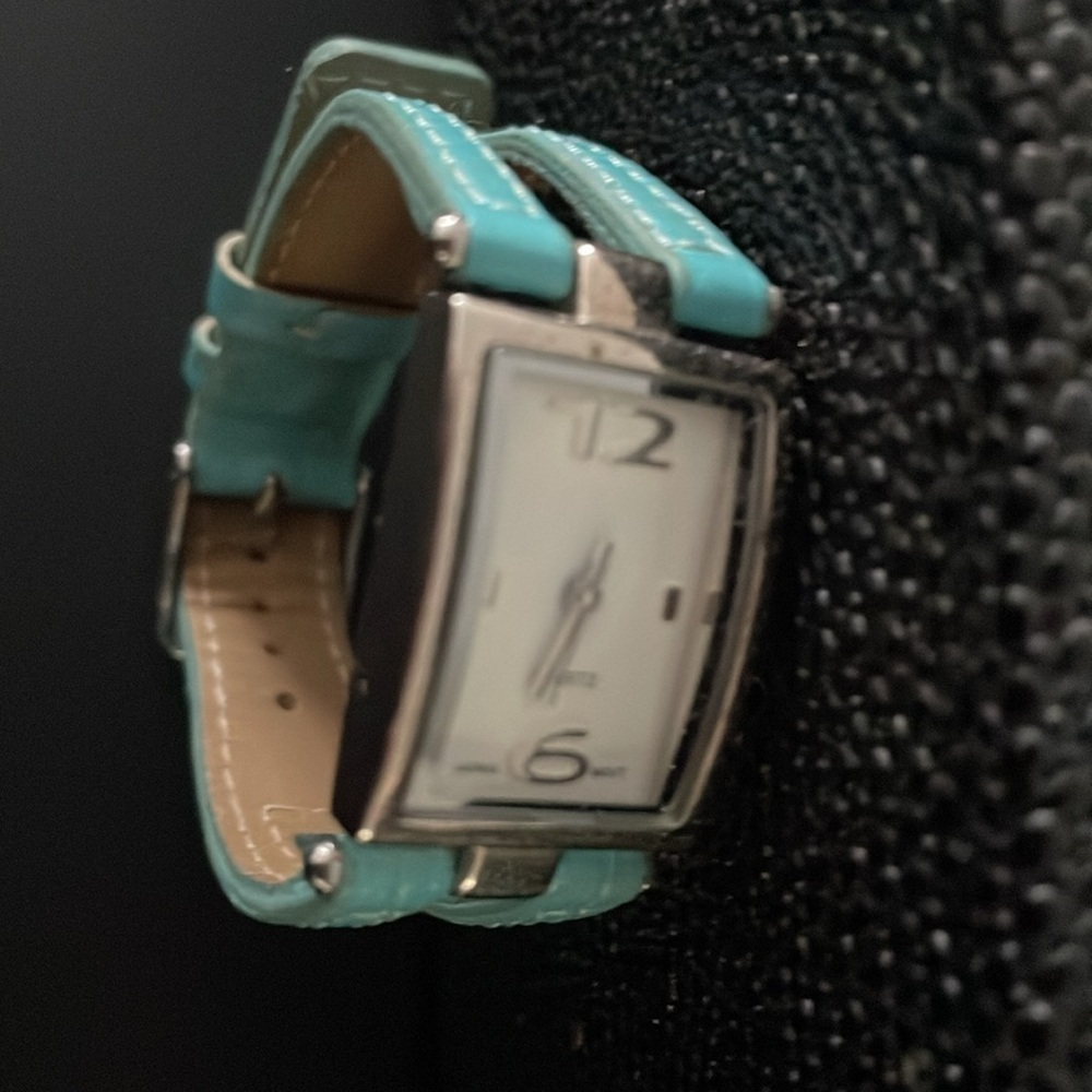 Women’s Wrist Watch Leather Band Rectangular Bezel Silver Hardware Minimalist